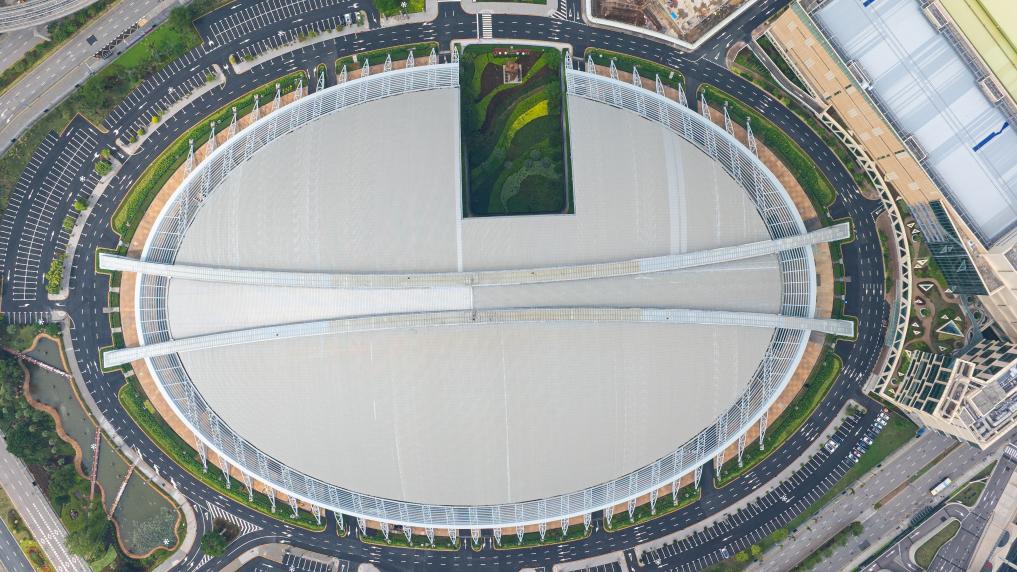 这是10月29日拍摄的澳门东亚运动会体育馆。