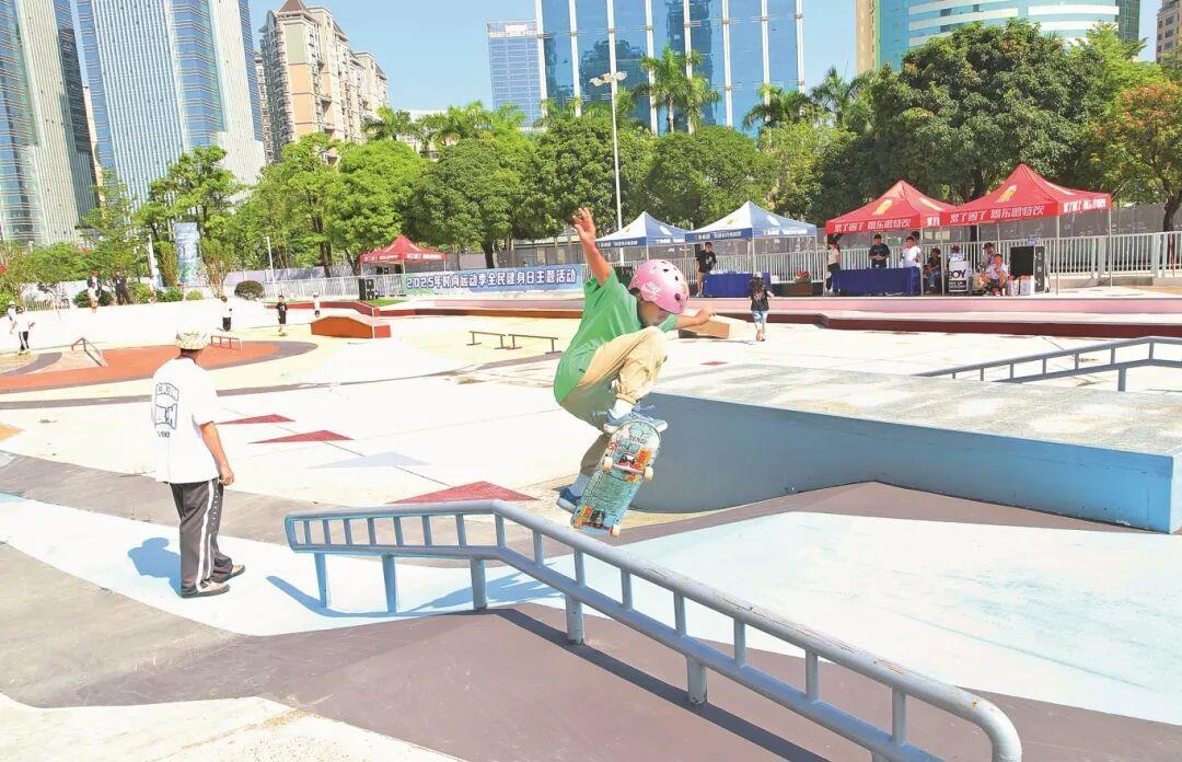 △惠州小朋友体验滑板运动