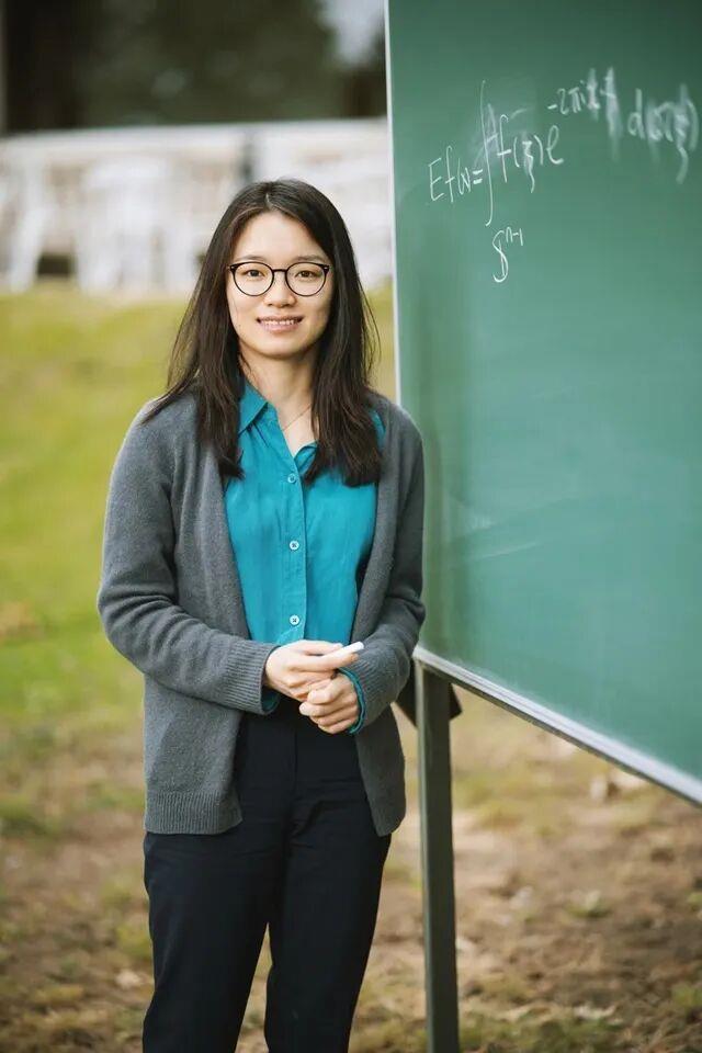 王虹（图源：北京大学数学科学学院）