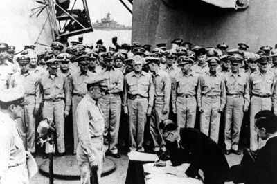 1945年，重光葵在